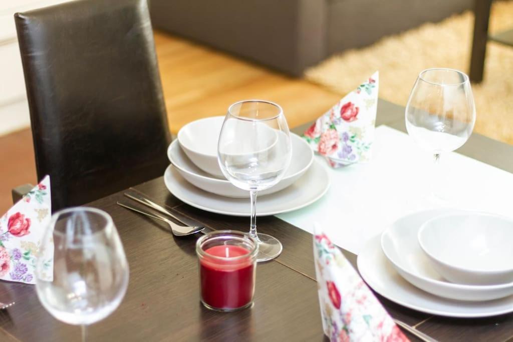Family Lux Lounge In Voeroesmarty Street By Nw Apartment บูดาเปสต์ ภายนอก รูปภาพ
